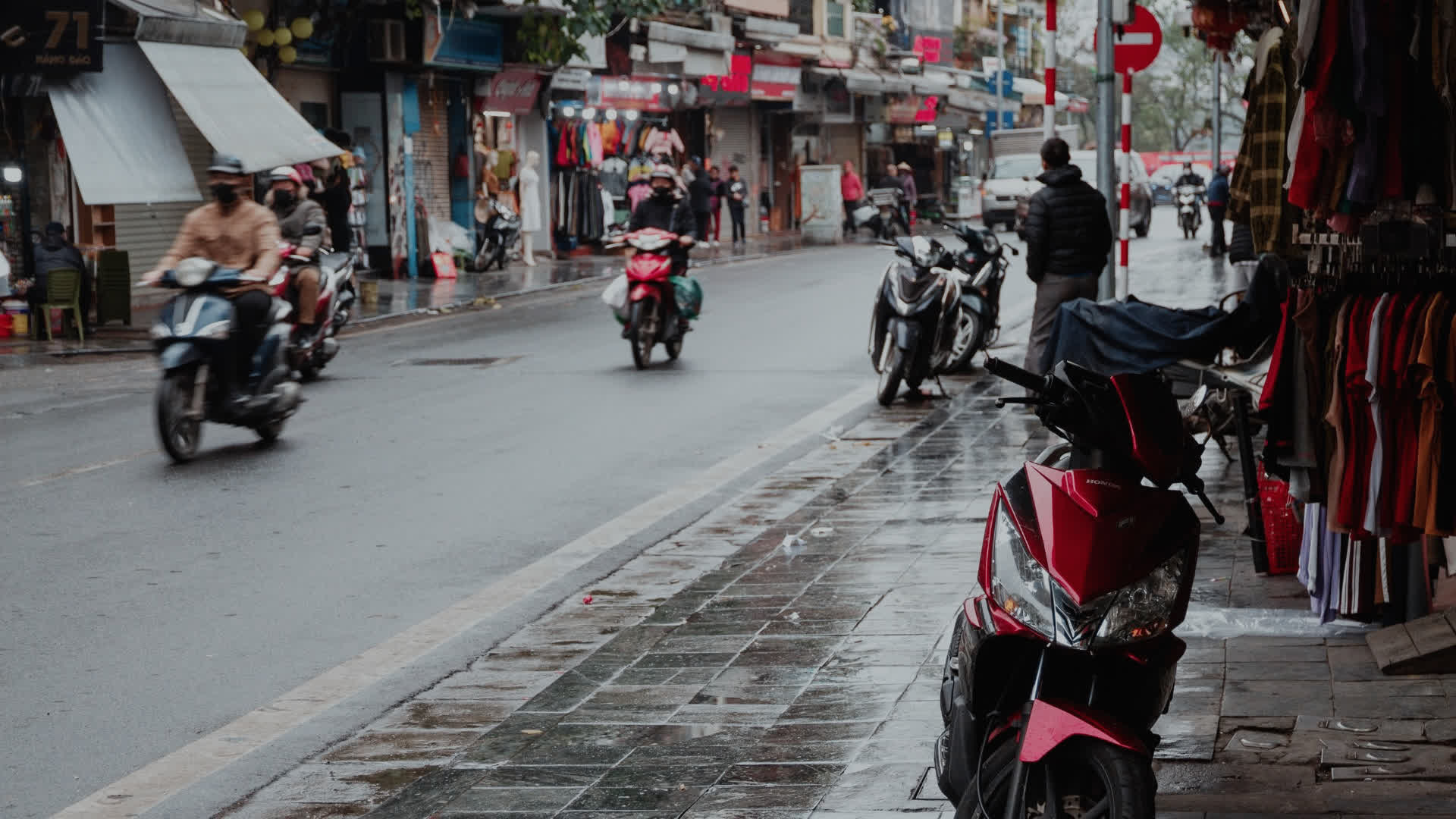 应用 LUT 后预览