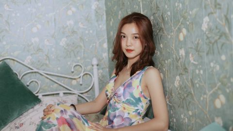 黄绿调皮肤更准