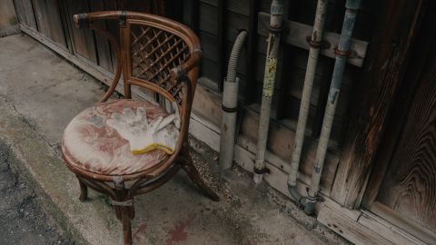 金色更亮对比强