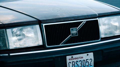 冷色调绿蓝惊悚片