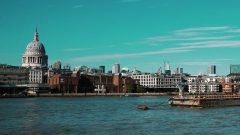 幻想风格的翠绿色调